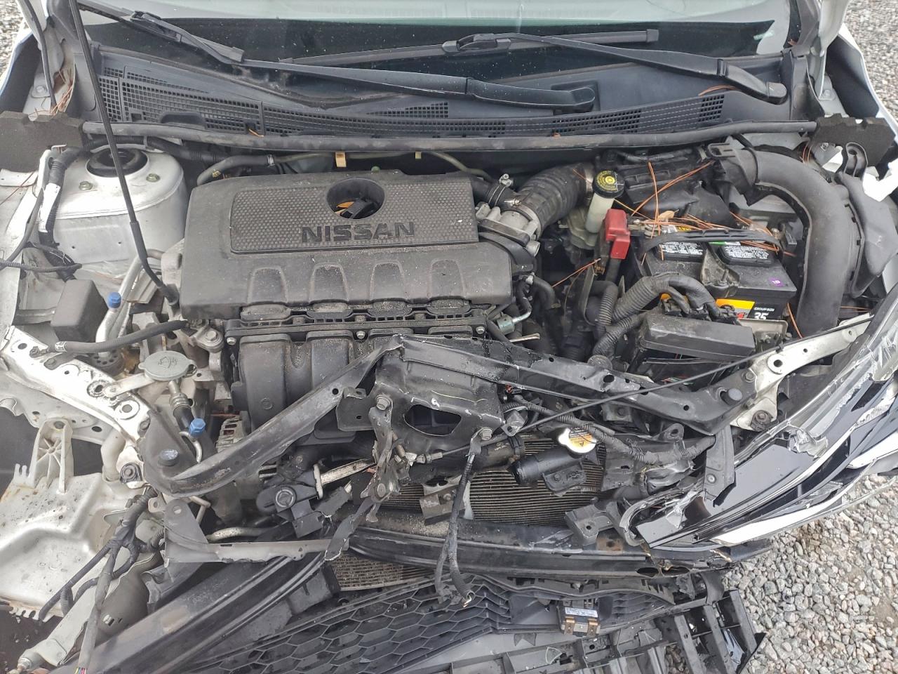 Nissan Sentra S Image 4