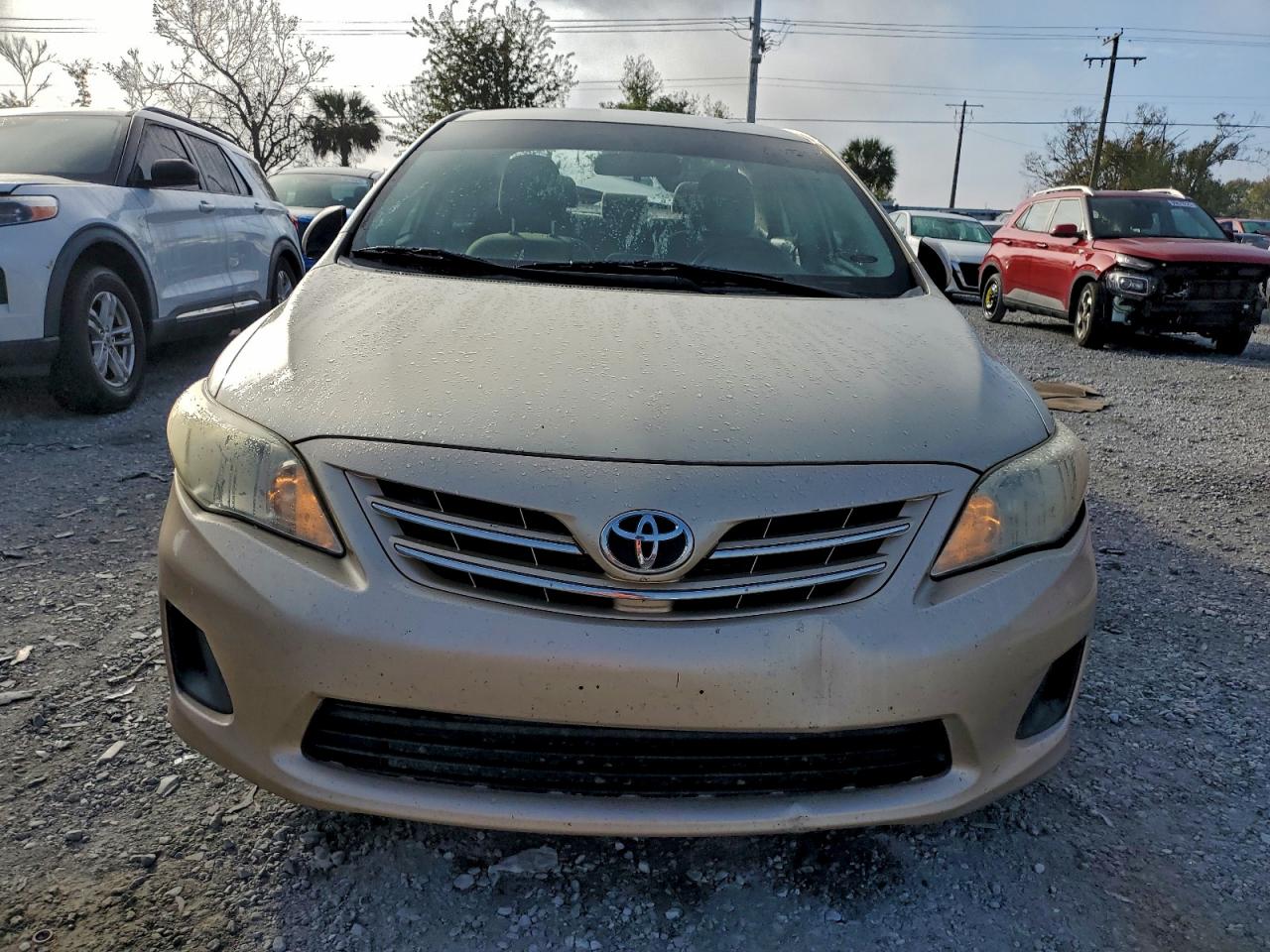 Toyota Corolla Base Image 3