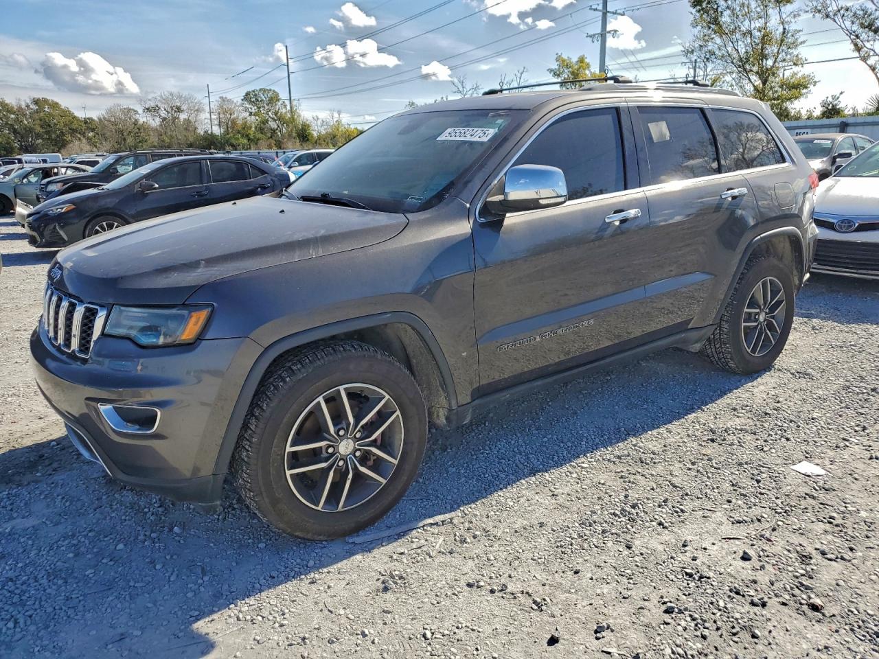 Jeep Grand Cherokee Limited Image 1