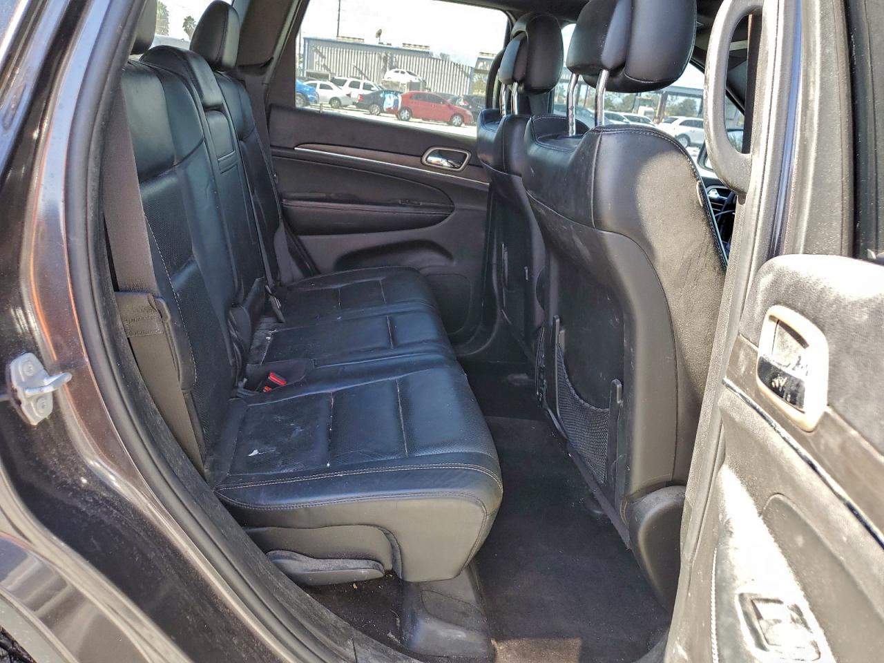 Jeep Grand Cherokee Limited Image 13