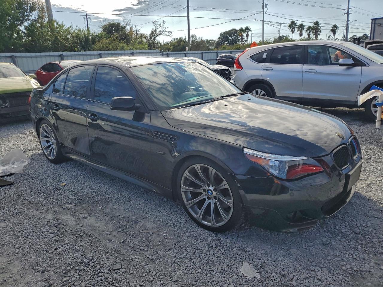 BMW 5 Series I Image 4