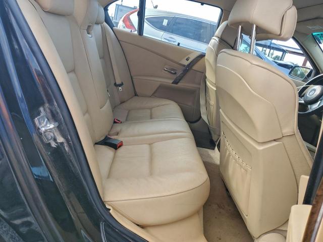 BMW 5 Series I Image 8