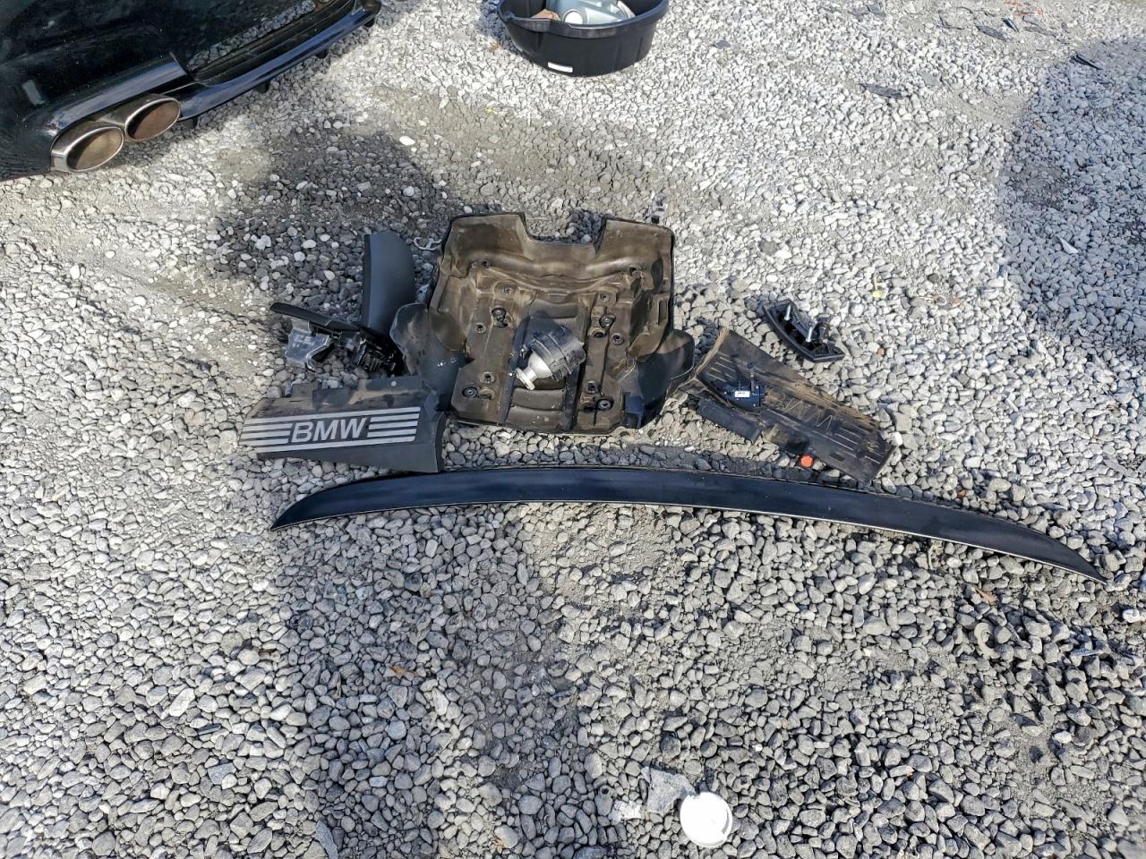 BMW 5 Series I Image 9