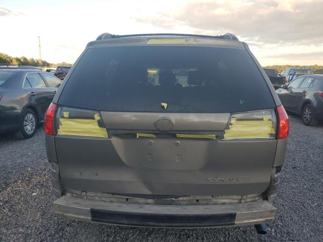 Toyota Sienna Ce Image 12