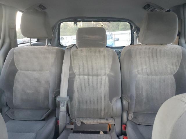 Toyota Sienna Ce Image 2