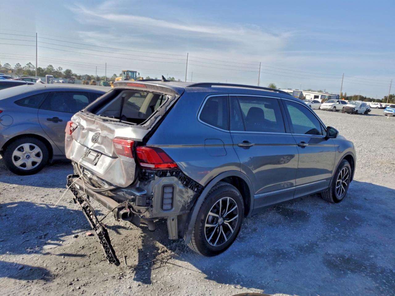 Volkswagen Tiguan Se Image 3