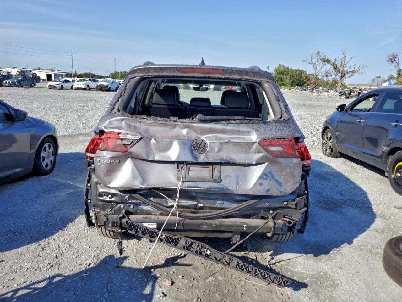 Volkswagen Tiguan Se Image 6