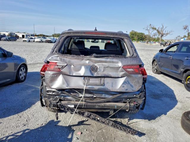 Volkswagen Tiguan Se Image 6