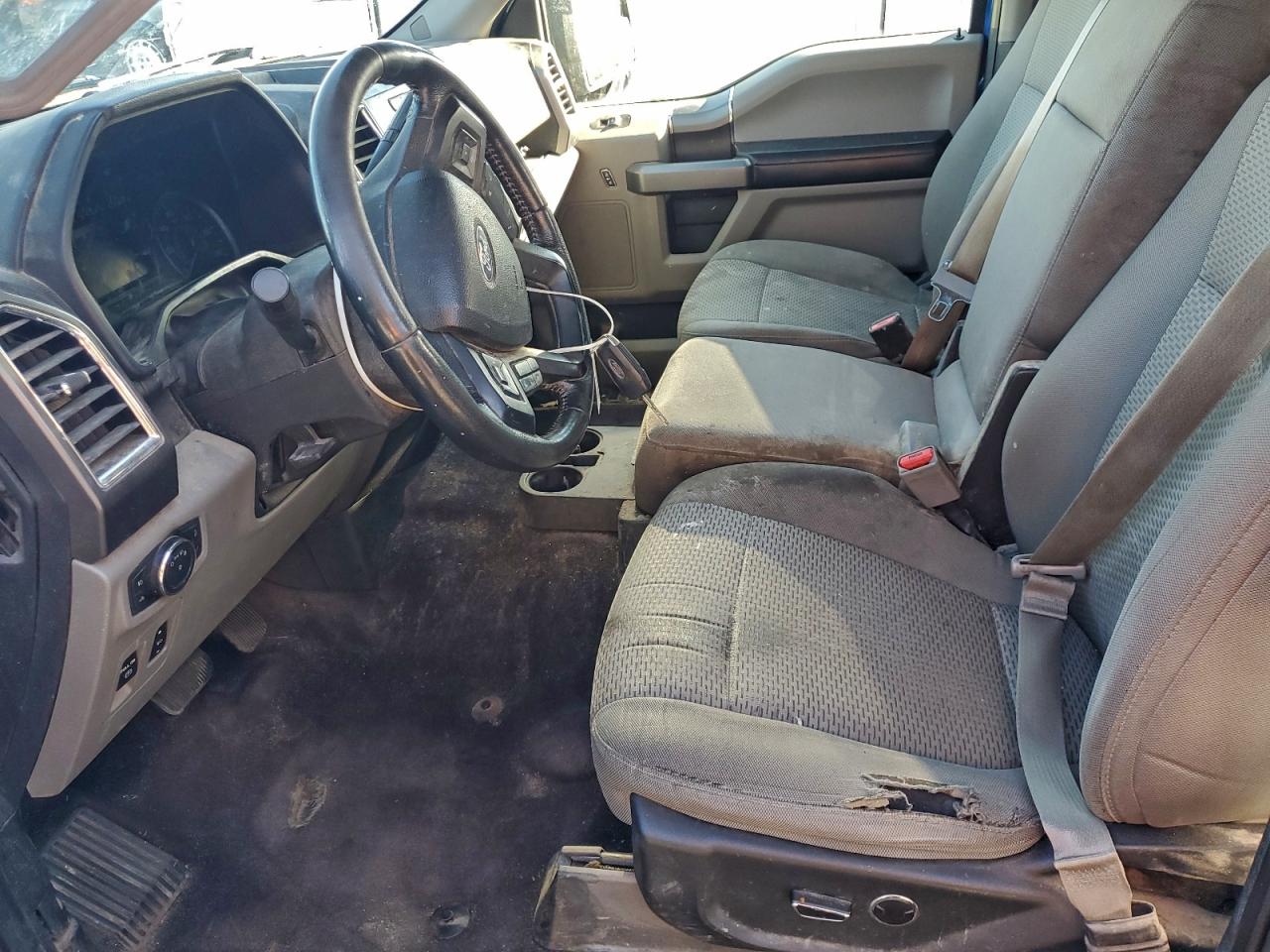 Ford F-150 Supercrew Image 4