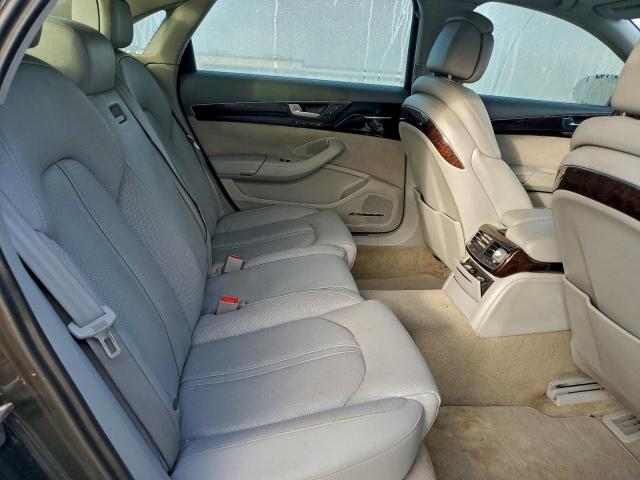 Audi A8 L Quattro Image 10