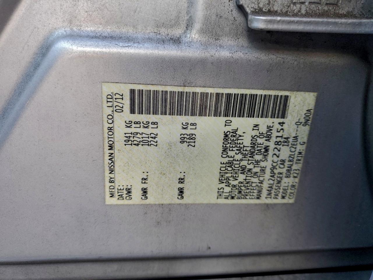 Nissan Altima Base Image 10