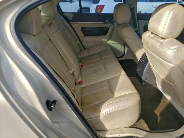 Lincoln MKS Image 8