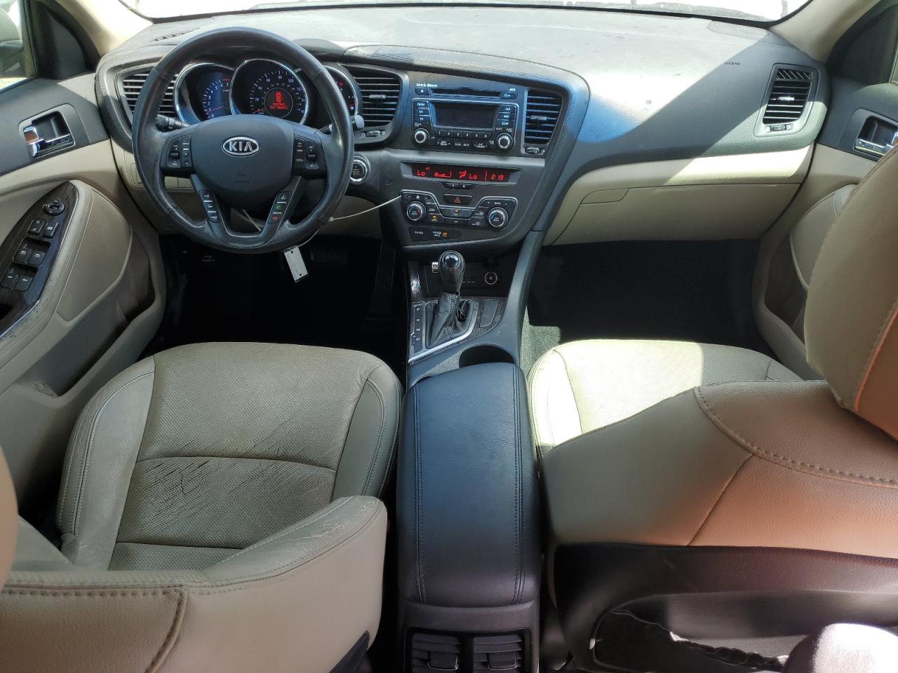 Kia Optima Ex Image 8