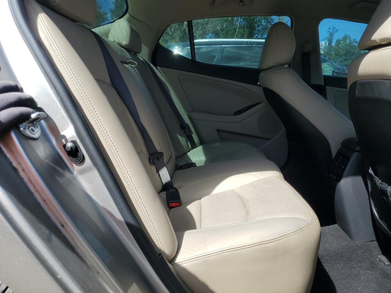 Kia Optima Ex Image 4