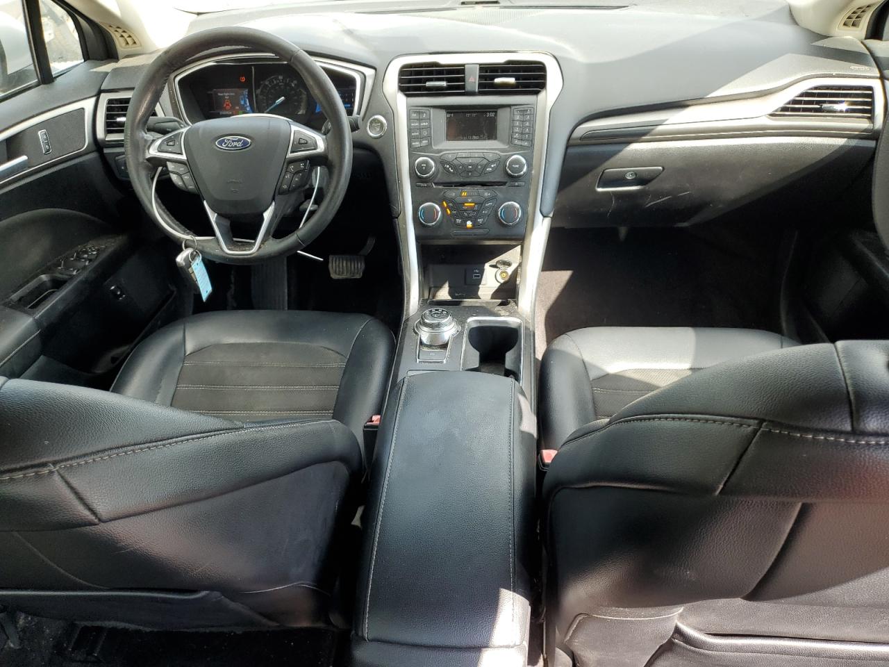 Ford Fusion Se Hybrid Image 3