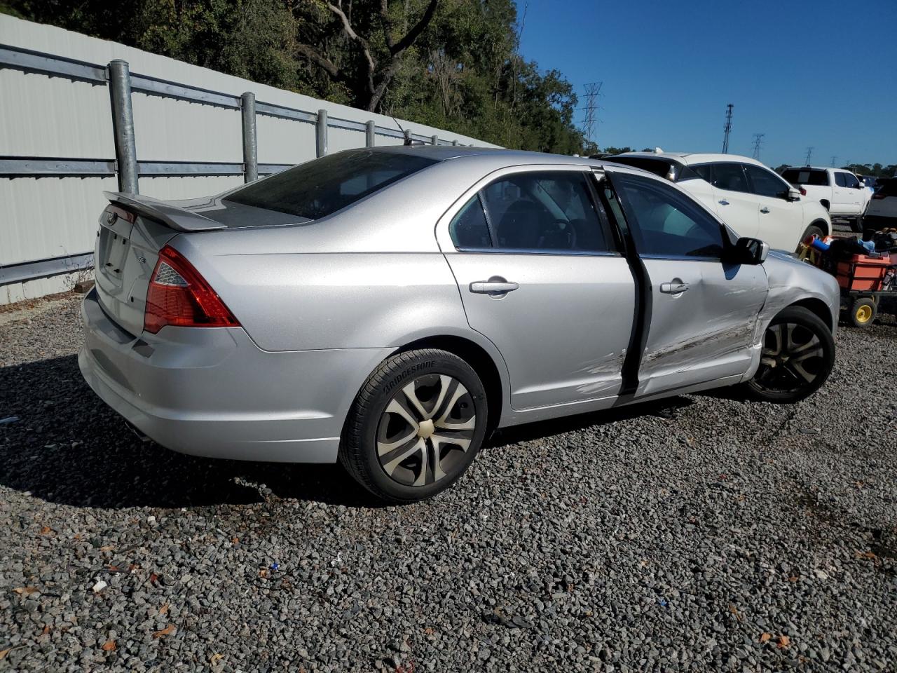 Ford Fusion Se Image 12