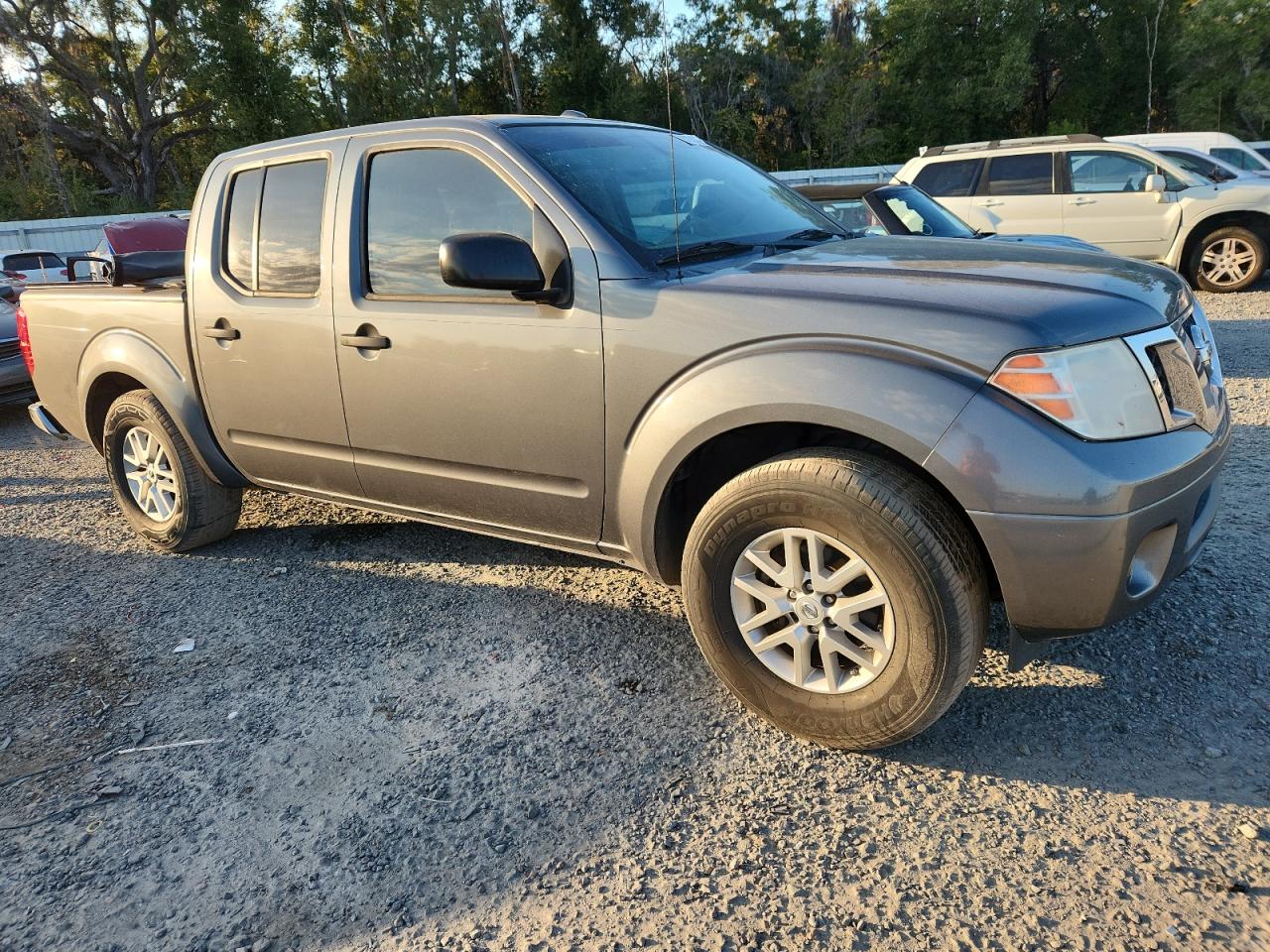 Nissan Frontier S Image 5