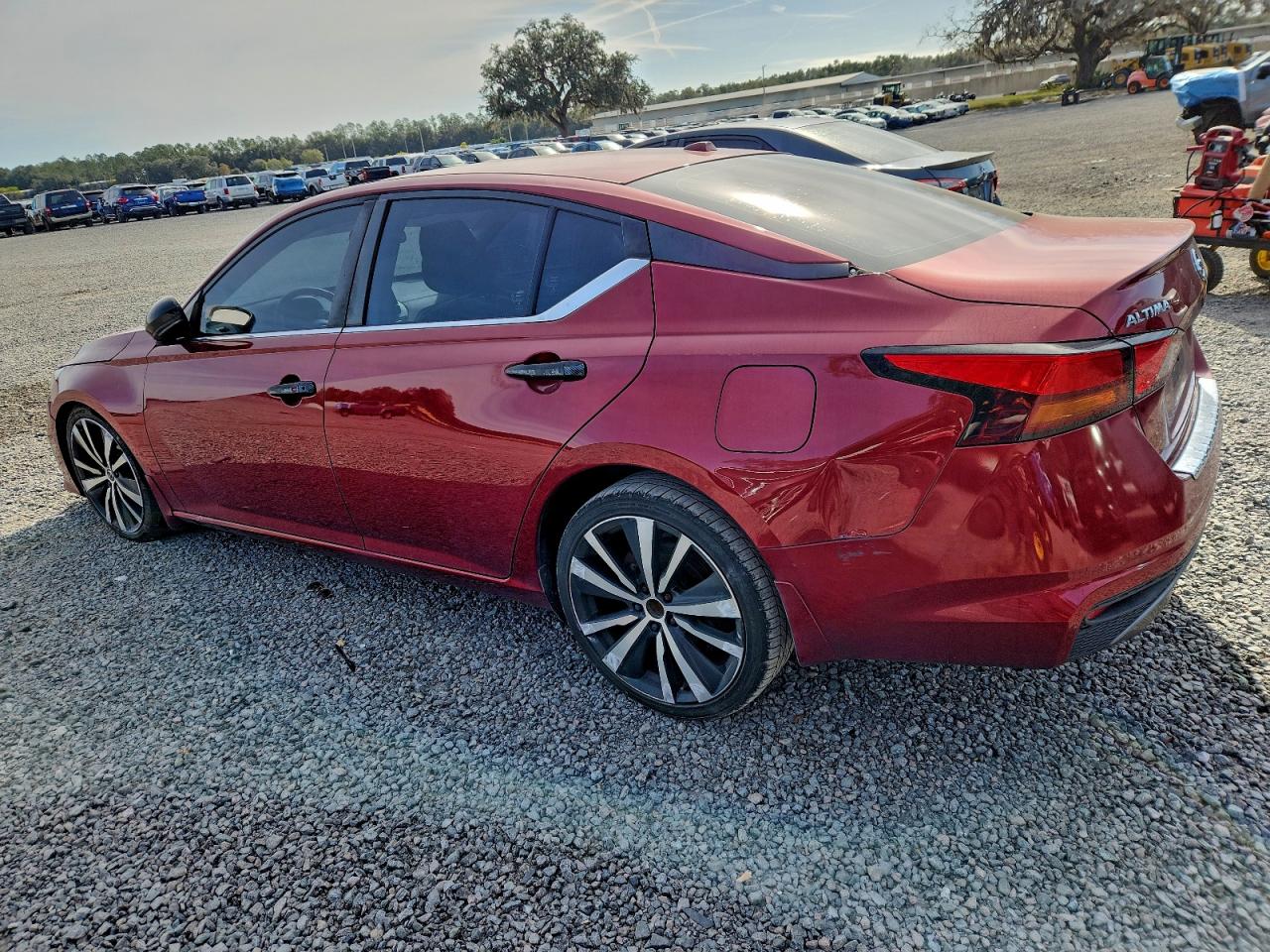 Nissan Altima Sr Image 2