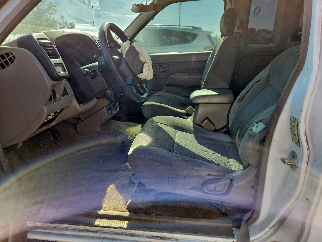 Nissan Frontier King Cab Xe Image 4