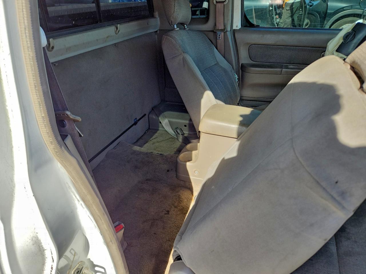 Nissan Frontier King Cab Xe Image 9