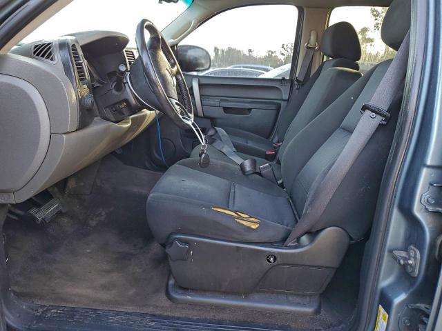 GMC Sierra C1500 Sl Image 3