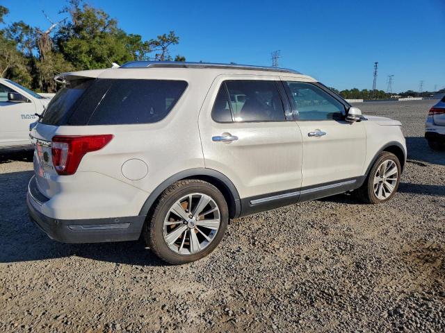 Ford Explorer Limited Image 2