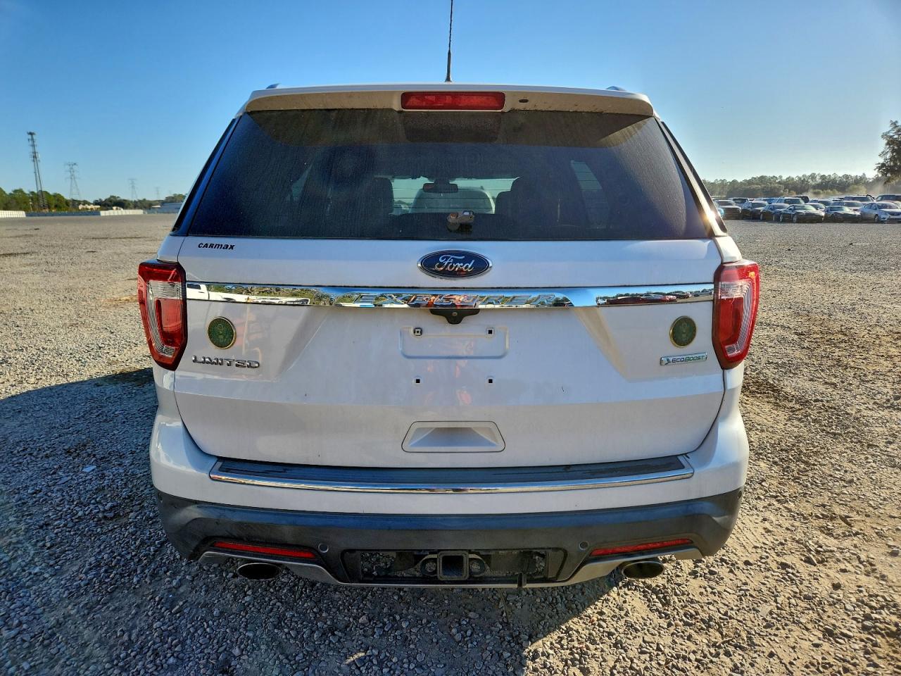 Ford Explorer Limited Image 5