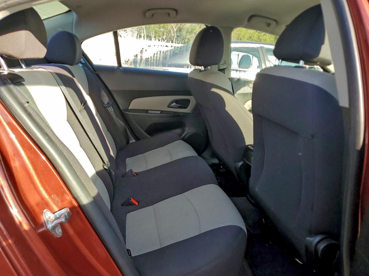 Chevrolet Cruze Ls Image 10