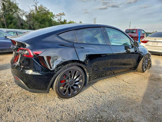 Tesla Model Y Image 6