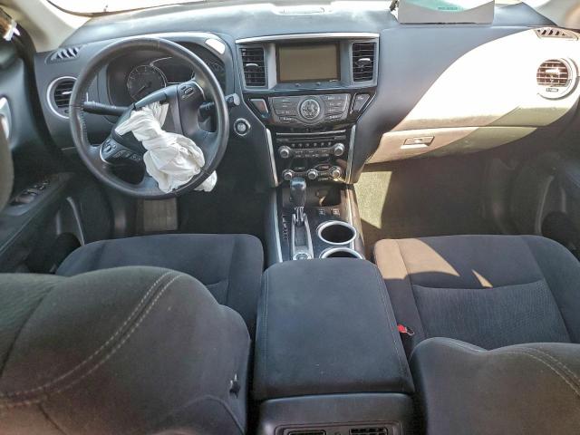 Nissan Pathfinder S Image 11