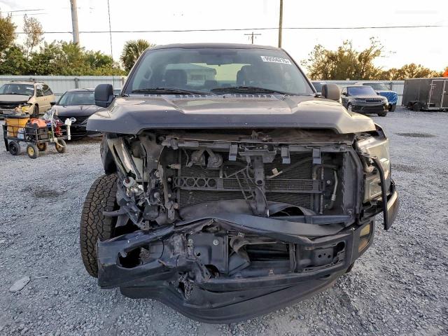 Ford F-150 Super Cab Image 4