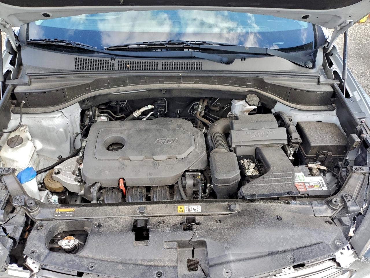 Hyundai SANTA FE Image 9