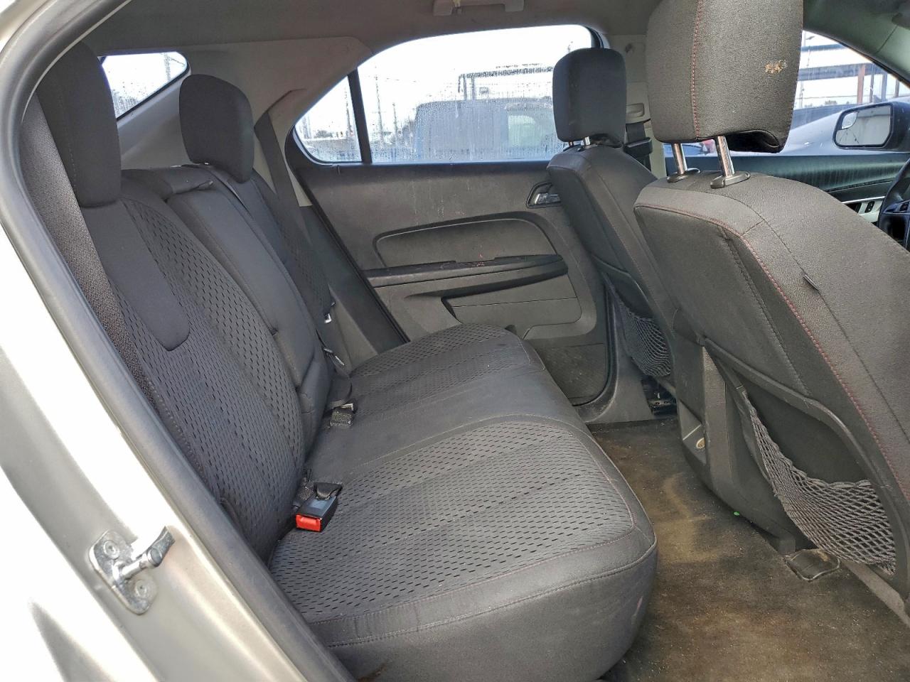 Chevrolet Equinox Ls Image 8