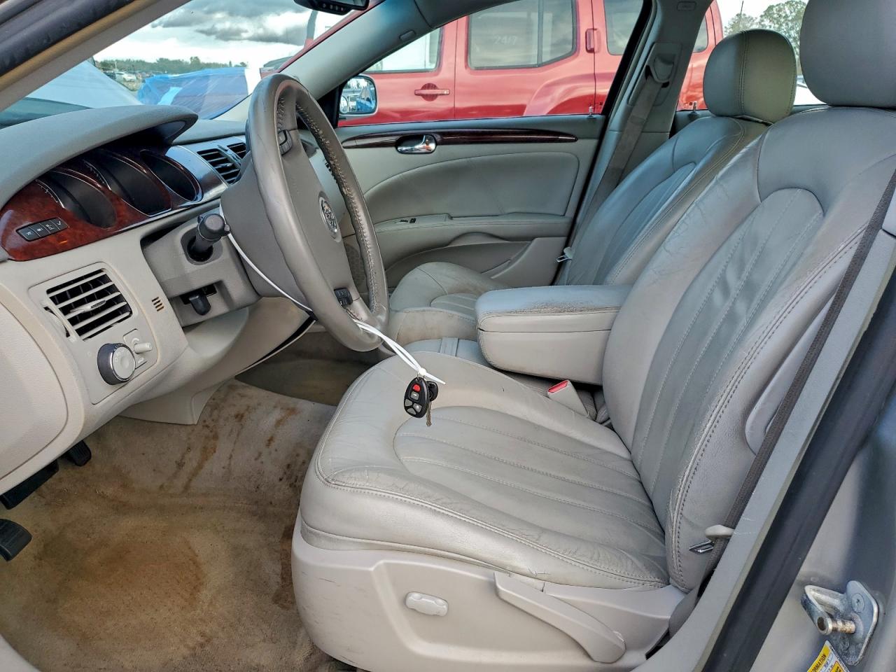 Buick Lucerne Cxl Image 8