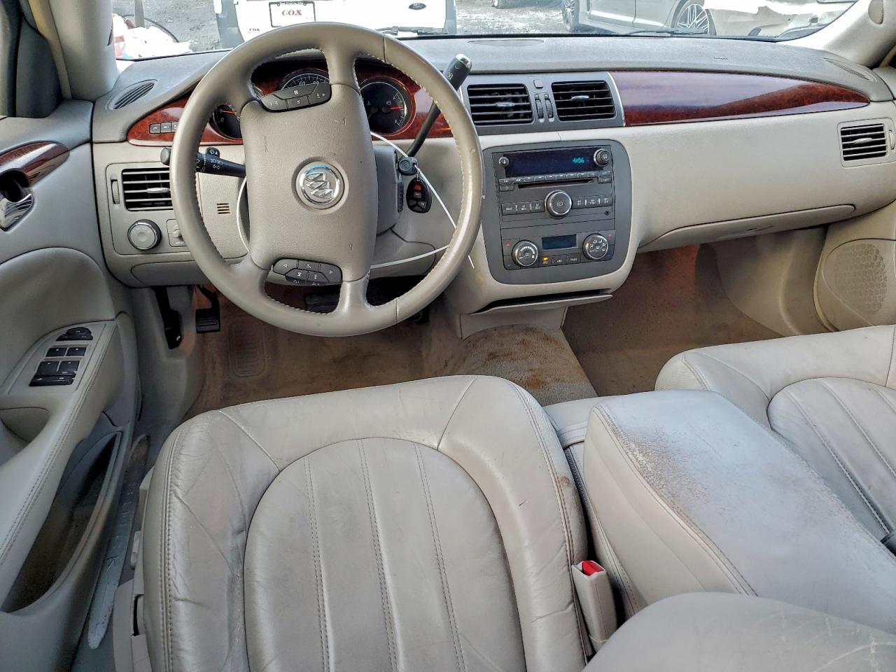 Buick Lucerne Cxl Image 2