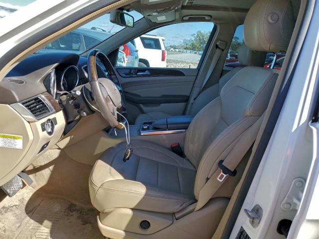 Mercedes-Benz M-Class 350 Image 4