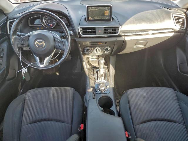Mazda 3 Touring Image 9