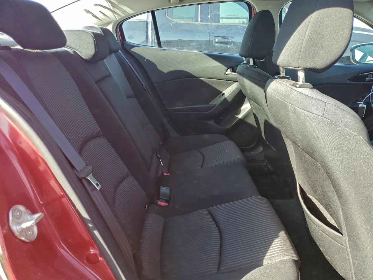 Mazda 3 Touring Image 8